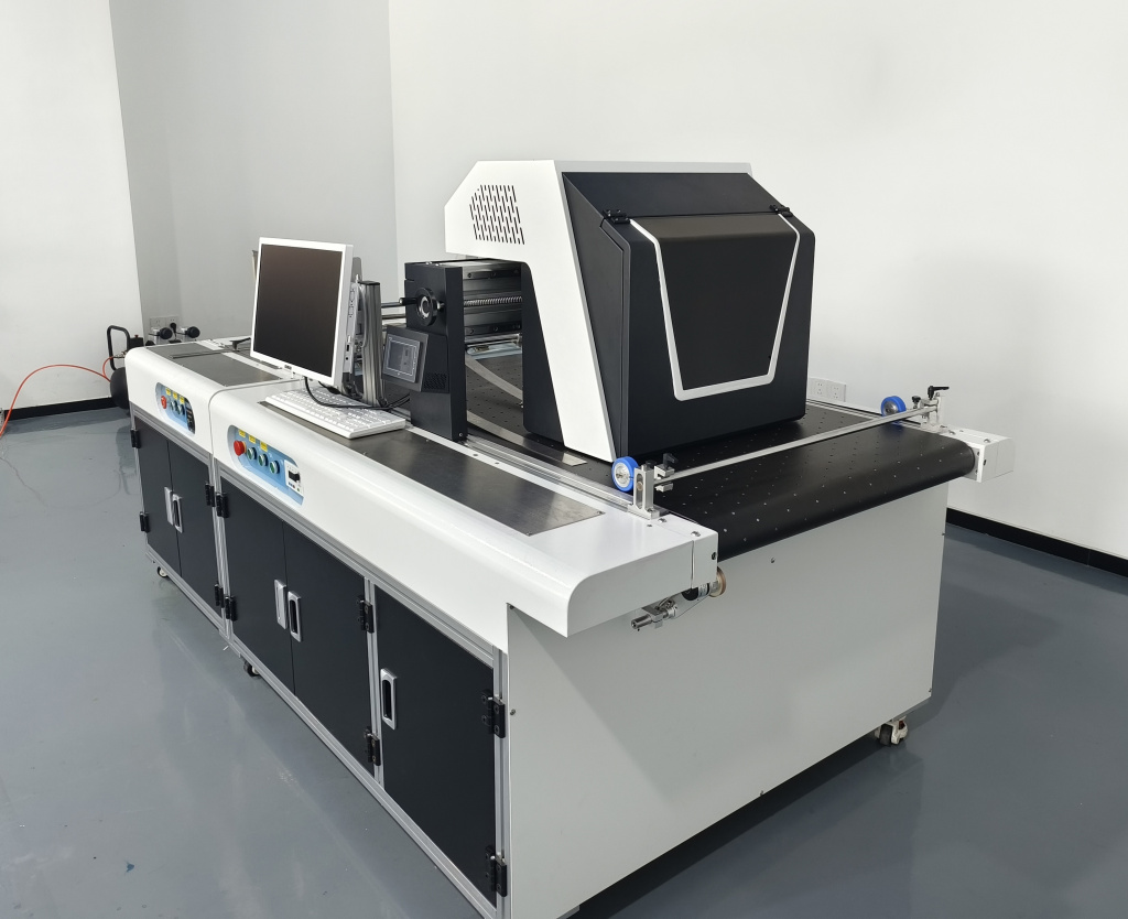 Принтер для печати на готовой продукции K-1550S