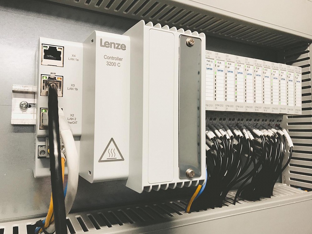 Линия для производства бумажных пакетов с пленочным окном RZFD-190W
