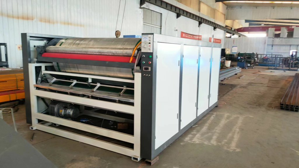 Трехцветная машина для флексопечати LY3-YSJ02-1550